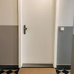 Raha - Grosses 3 Z-apartment - Erdgeschoss - Naehe Domplatz - Vollausstattung