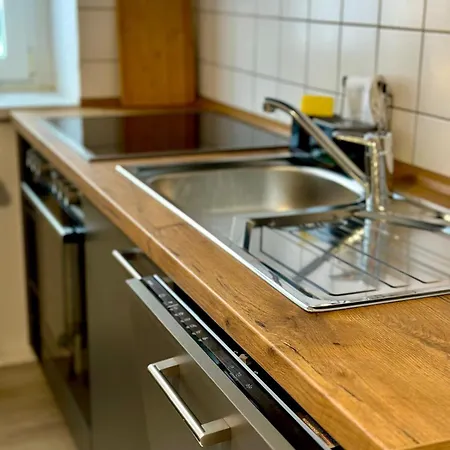 Raha - Grosses 3 Z-apartment - Erdgeschoss - Domplatz - Vollausstattung Apartment
