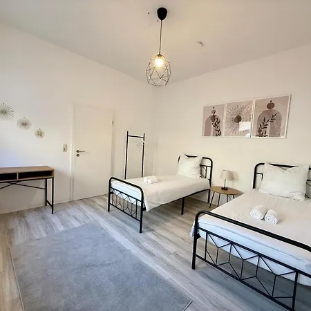Raha - Grosses 3 Z-apartment - Erdgeschoss - Domplatz - Vollausstattung