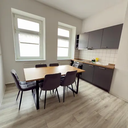 Raha - Grosses 3 Z-apartment - Erdgeschoss - Domplatz - Vollausstattung Apartment