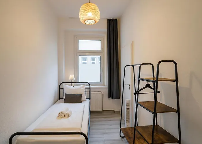 Raha - Grosses 3 Z-apartment - Erdgeschoss - Naehe Domplatz - Vollausstattung *